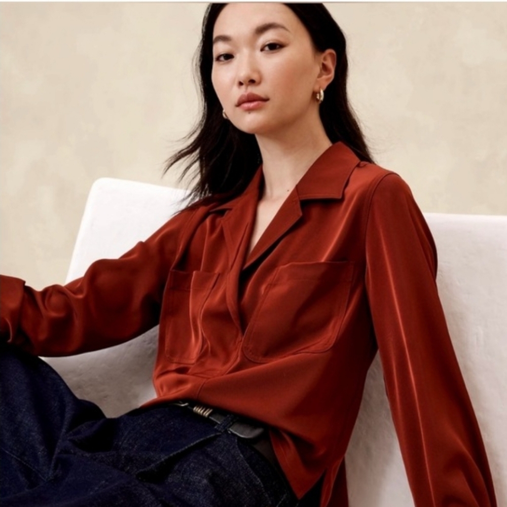 Banana Republic Silky Popover Blouse